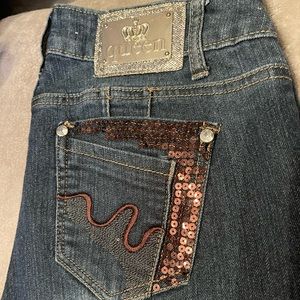 Queen Womens Jeans Size 11 Skinny Stretchy Dark Blue .